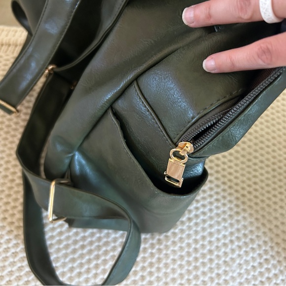Modern+chic Everly Backpack in Olive - Picture 7 of 8